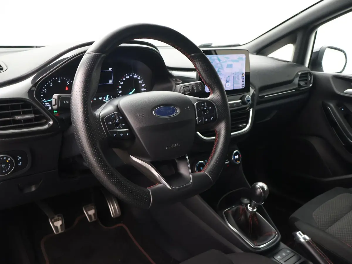 1.0 ECOBOOST ST-LINE + WINTERPACK | NAVIGATIE | APPLE CARPLAY | 17 INCH LMV