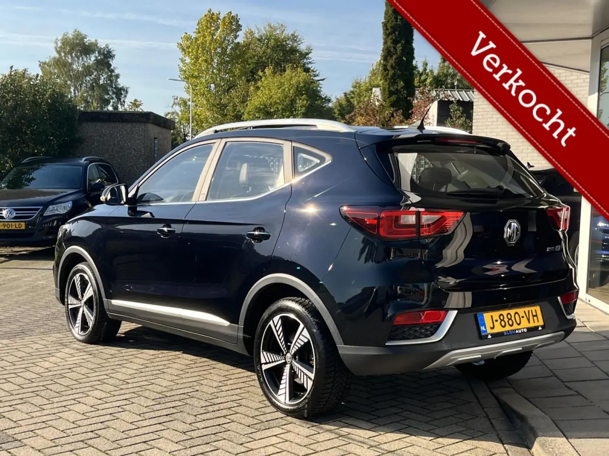 Luxury 45 kWh SOH 90% PANO+LEDER+CARPLAY+KEYLESS