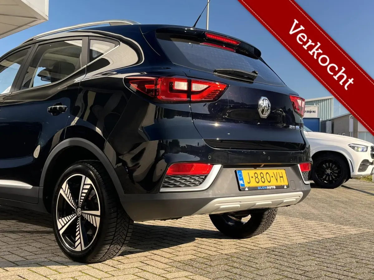 Luxury 45 kWh SOH 90% PANO+LEDER+CARPLAY+KEYLESS