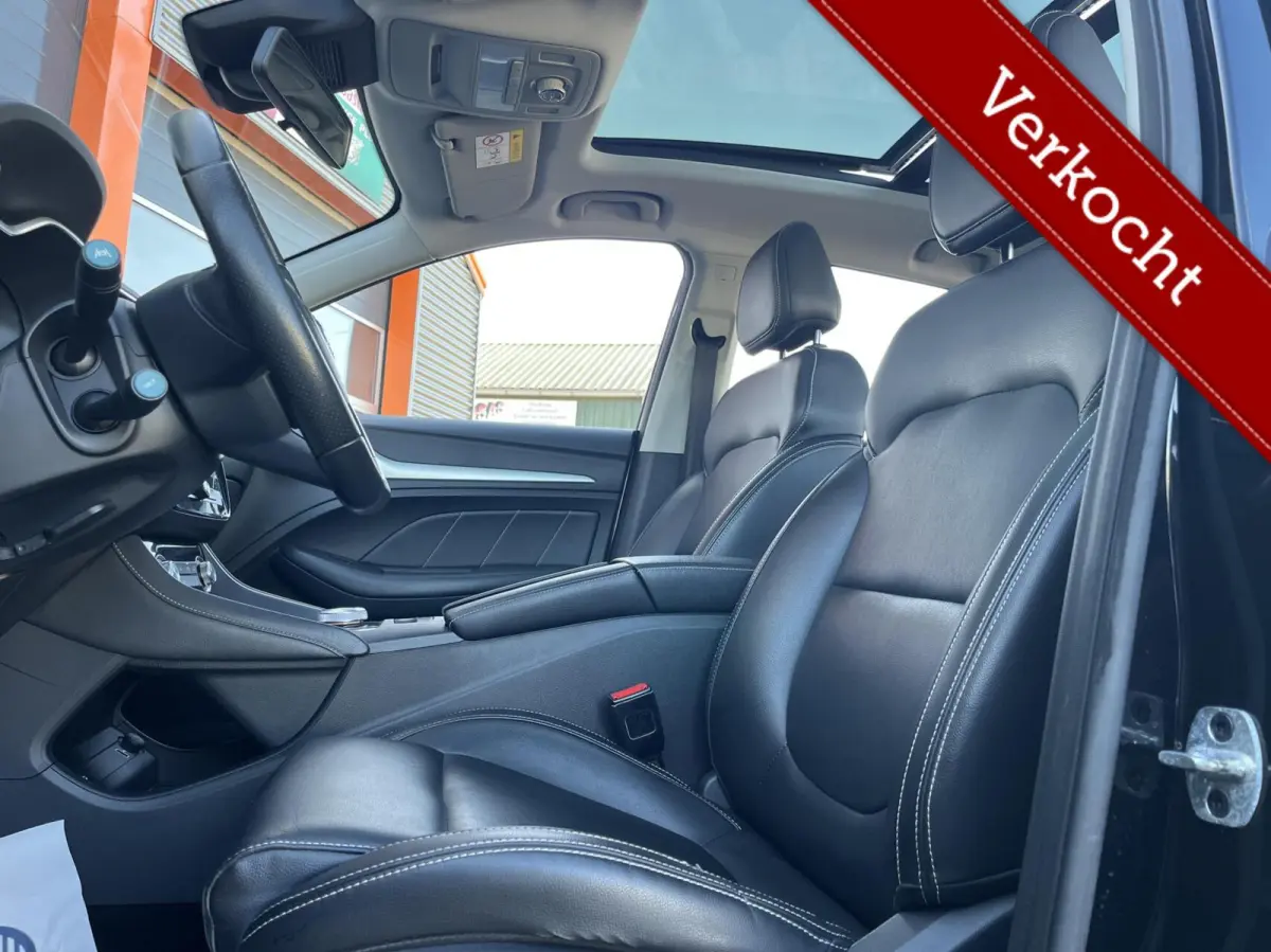 Luxury 45 kWh SOH 90% PANO+LEDER+CARPLAY+KEYLESS