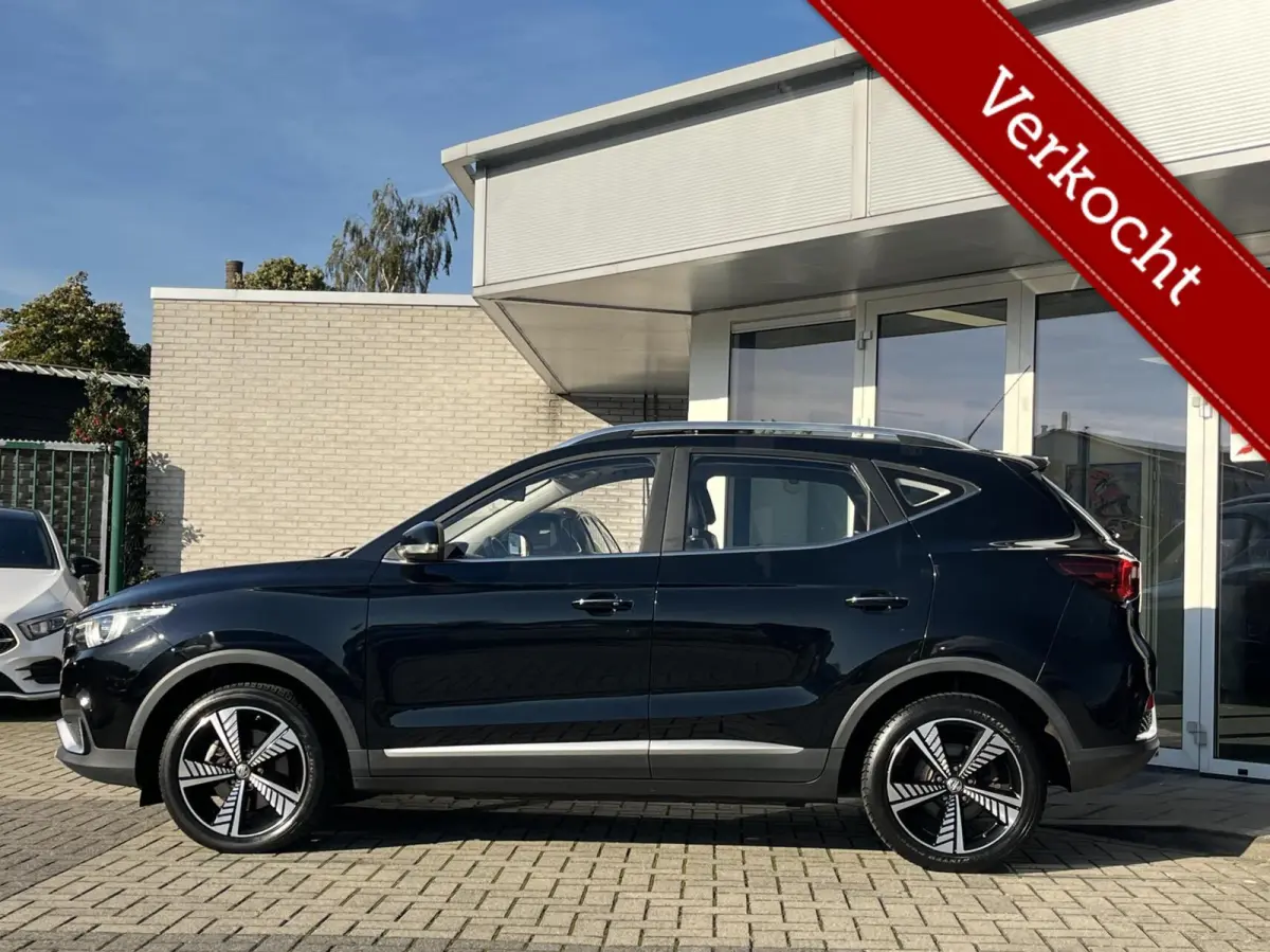 Luxury 45 kWh SOH 90% PANO+LEDER+CARPLAY+KEYLESS