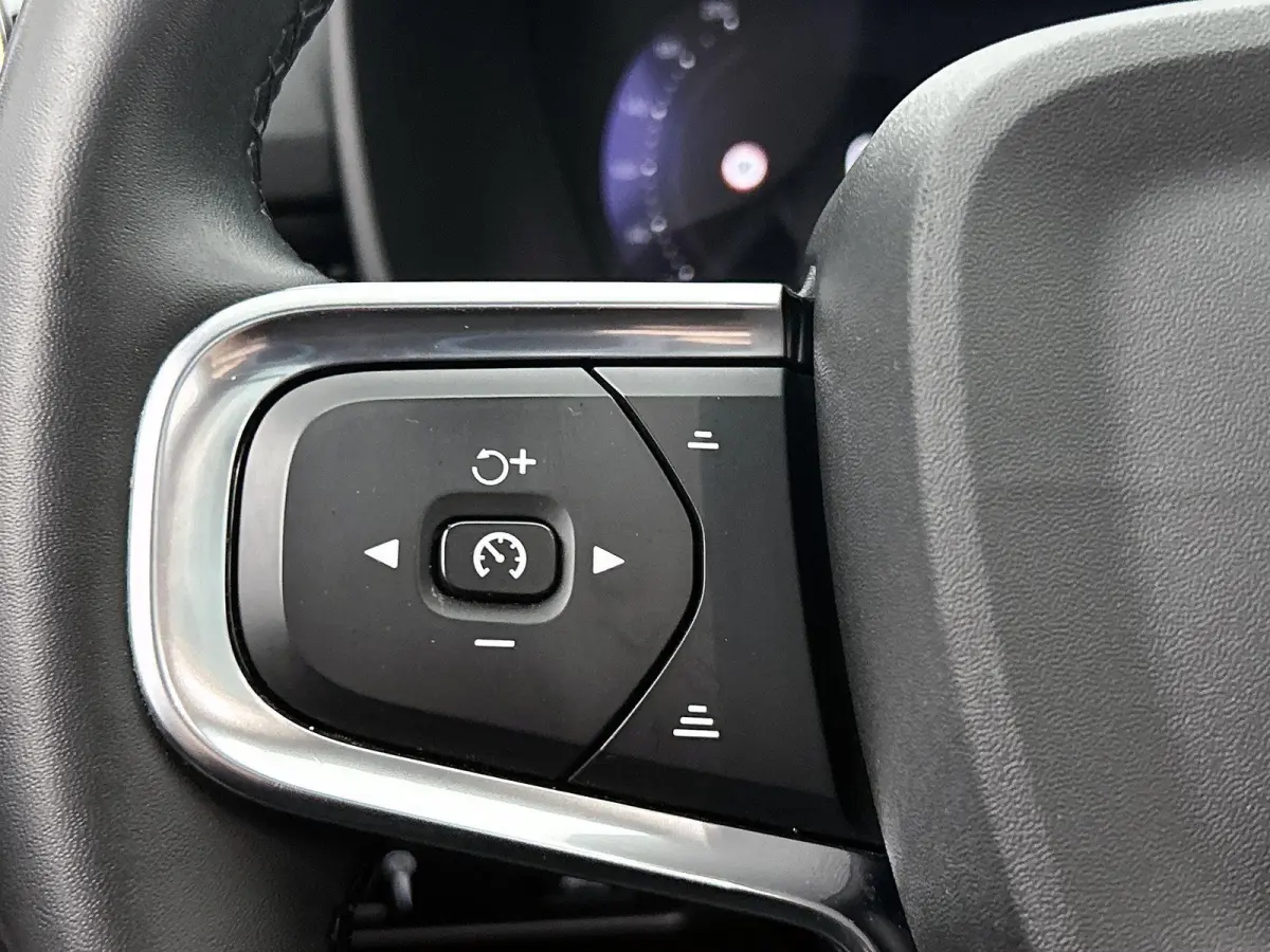 230pk Pro Automaat | 360 Camera | Navivagatie | Elektrische Achterklep | Schuif-/Kanteldak | Harman Kardon |