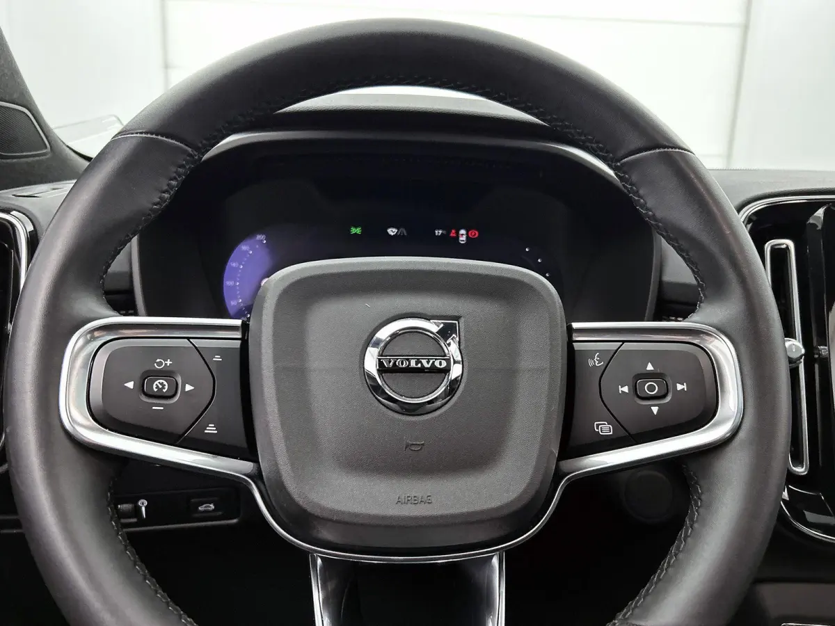 230pk Pro Automaat | 360 Camera | Navivagatie | Elektrische Achterklep | Schuif-/Kanteldak | Harman Kardon |