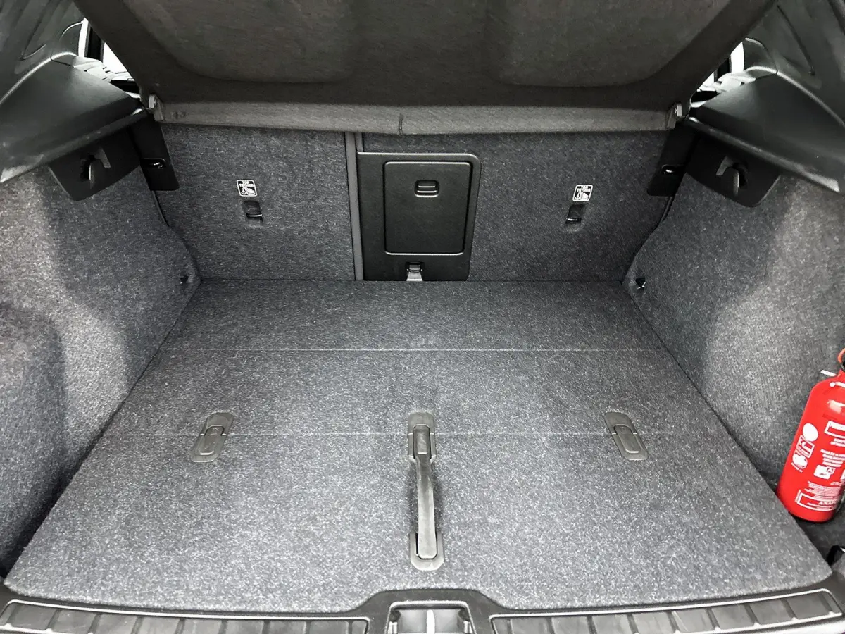 230pk Pro Automaat | 360 Camera | Navivagatie | Elektrische Achterklep | Schuif-/Kanteldak | Harman Kardon |