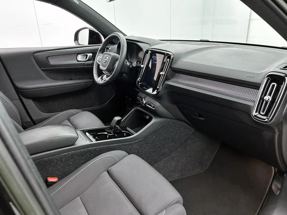 230pk Pro Automaat | 360 Camera | Navivagatie | Elektrische Achterklep | Schuif-/Kanteldak | Harman Kardon |