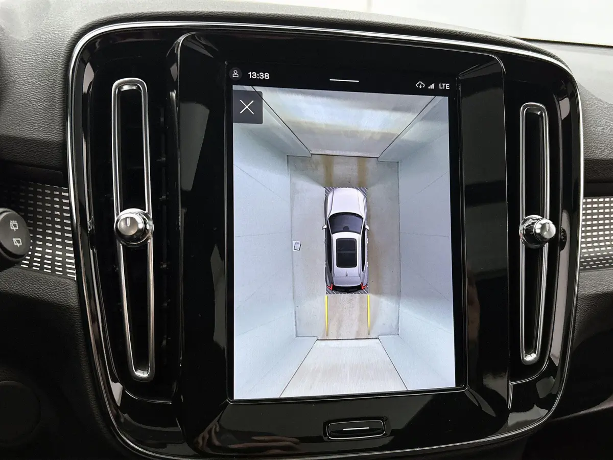 230pk Pro Automaat | 360 Camera | Navivagatie | Elektrische Achterklep | Schuif-/Kanteldak | Harman Kardon |