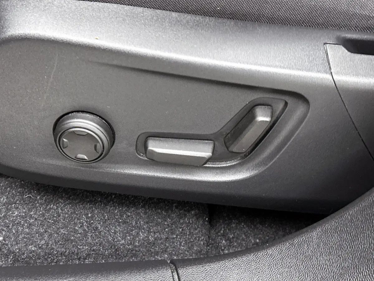 230pk Pro Automaat | 360 Camera | Navivagatie | Elektrische Achterklep | Schuif-/Kanteldak | Harman Kardon |