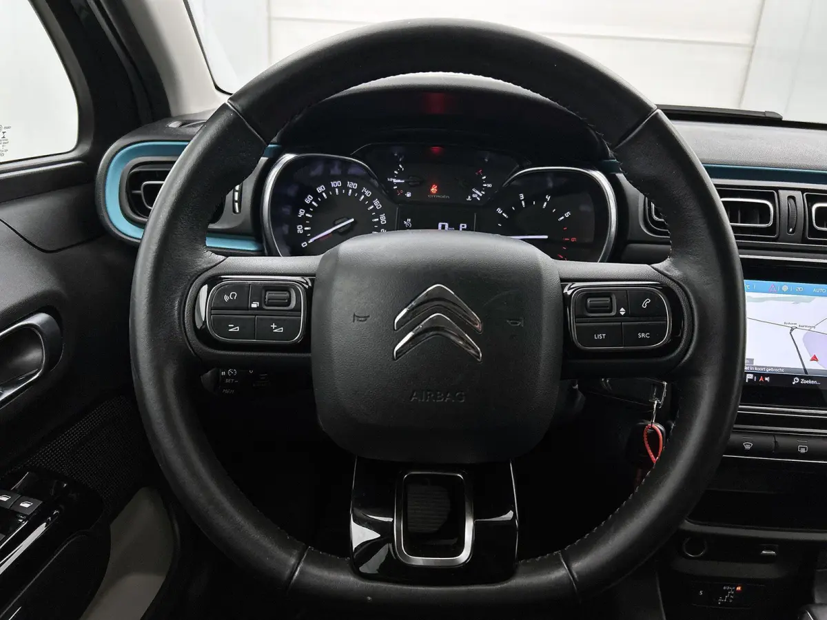 1.2 110pk Shine Automaat | Navigatie | Climate Control | Cruise Control | Camera | LED | 16"LMV |