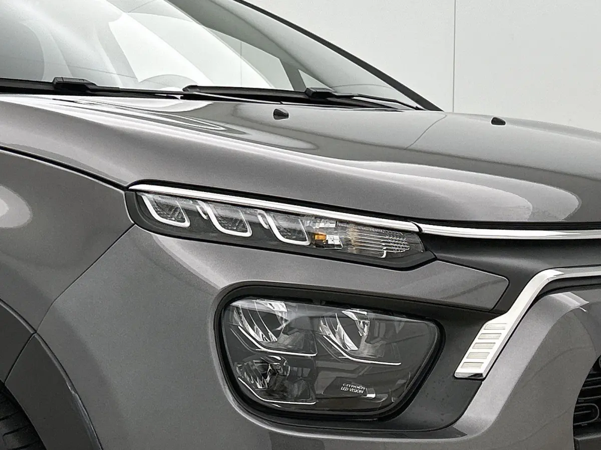1.2 110pk Shine Automaat | Navigatie | Climate Control | Cruise Control | Camera | LED | 16"LMV |