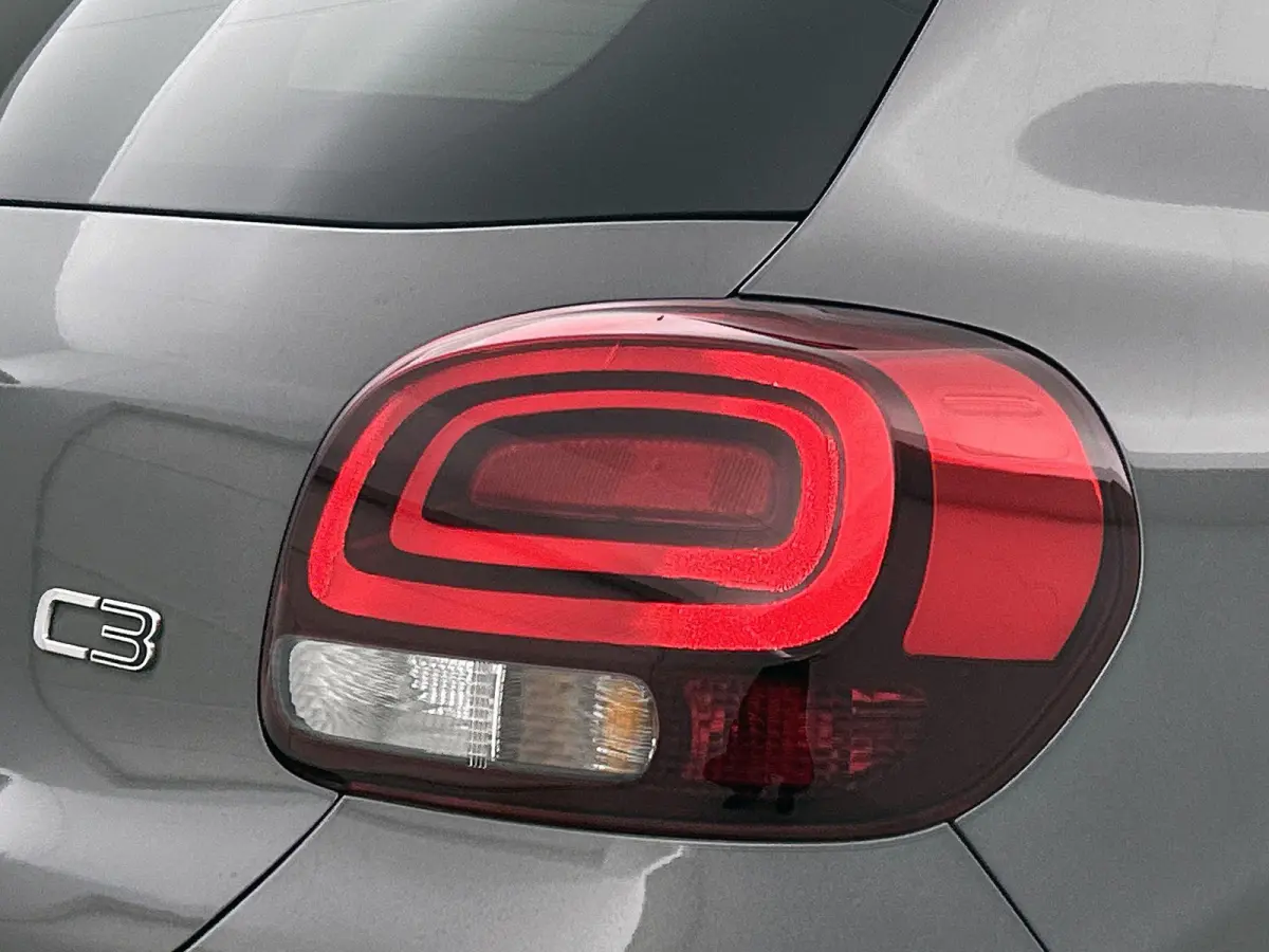 1.2 110pk Shine Automaat | Navigatie | Climate Control | Cruise Control | Camera | LED | 16"LMV |