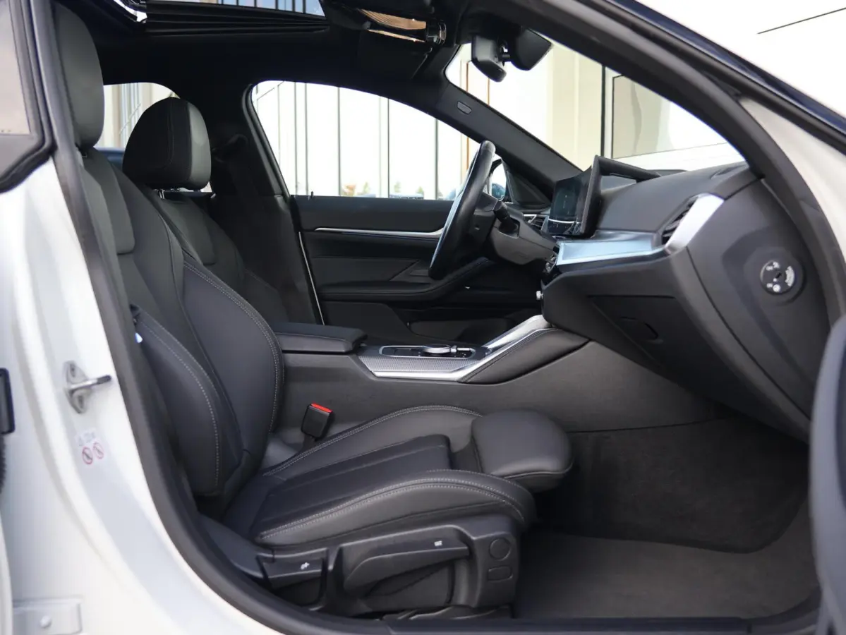 eDrive35 High Executive M Sport|Schuifdak|360 Camera