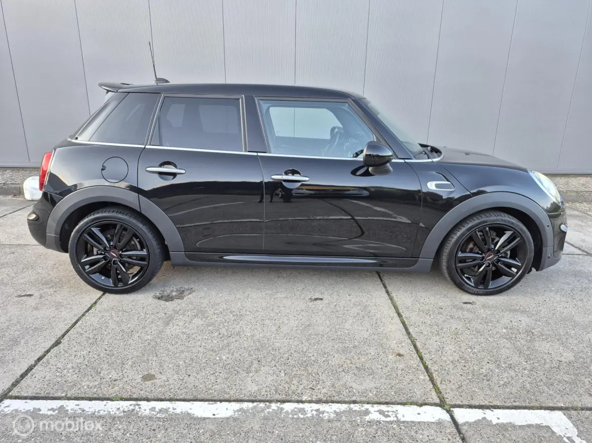 1.5 Cooper JCW Pakket / NAP / Dealer onderhouden