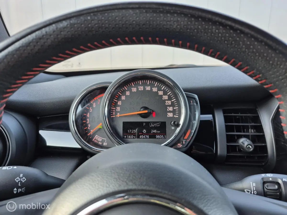 1.5 Cooper JCW Pakket / NAP / Dealer onderhouden