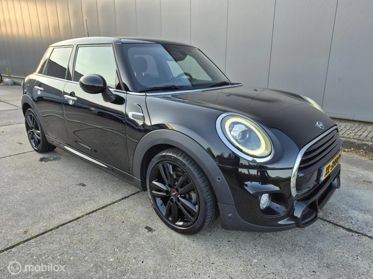 1.5 Cooper JCW Pakket / NAP / Dealer onderhouden