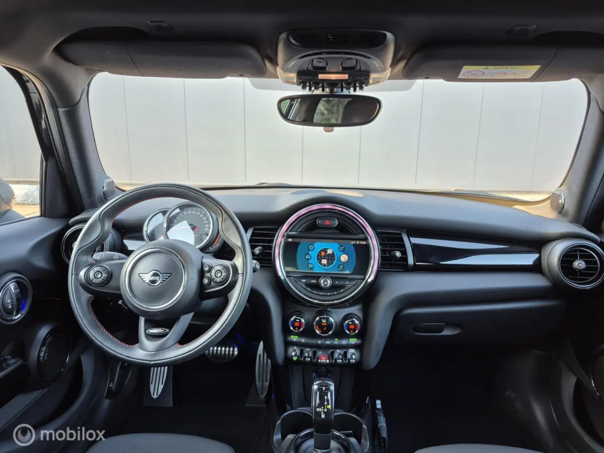 1.5 Cooper JCW Pakket / NAP / Dealer onderhouden