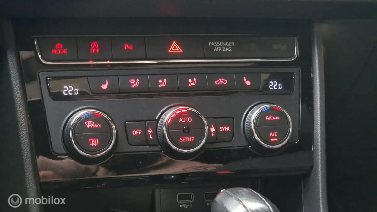 1.4 TSI FR PANO CAMERA SEATSOUND LANE ASS