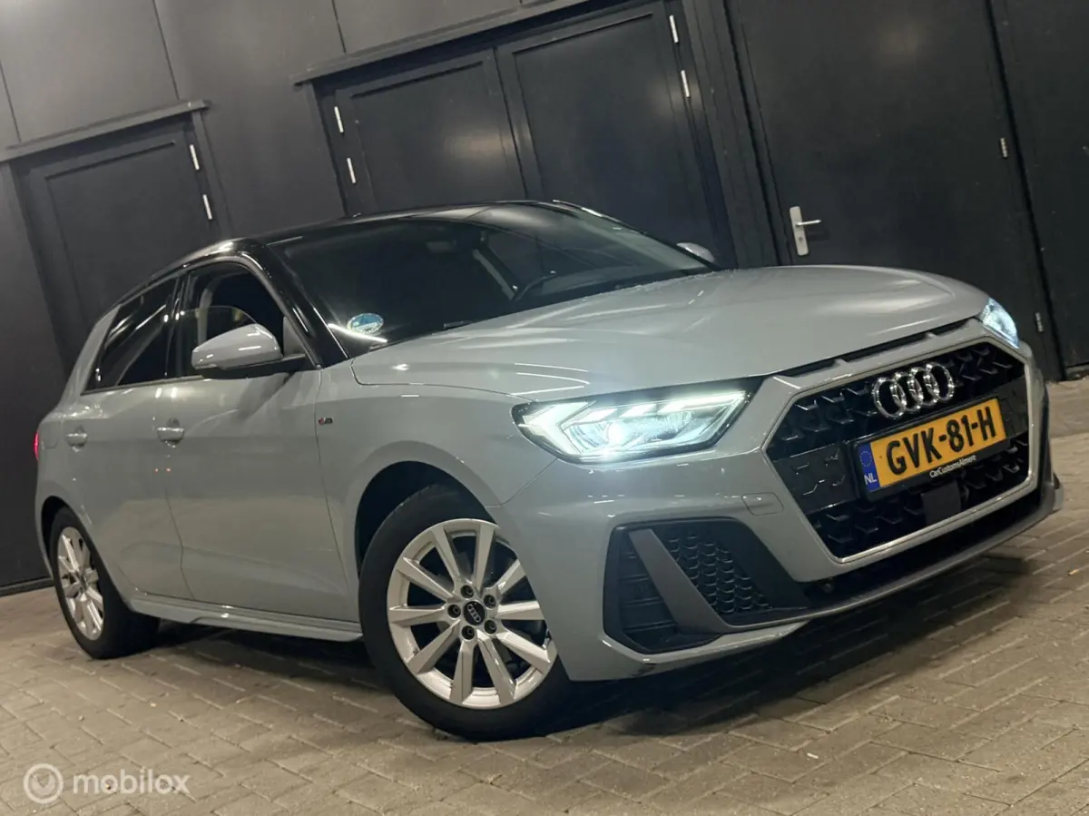 30 TFSI S edition carplay/stoelverwarming