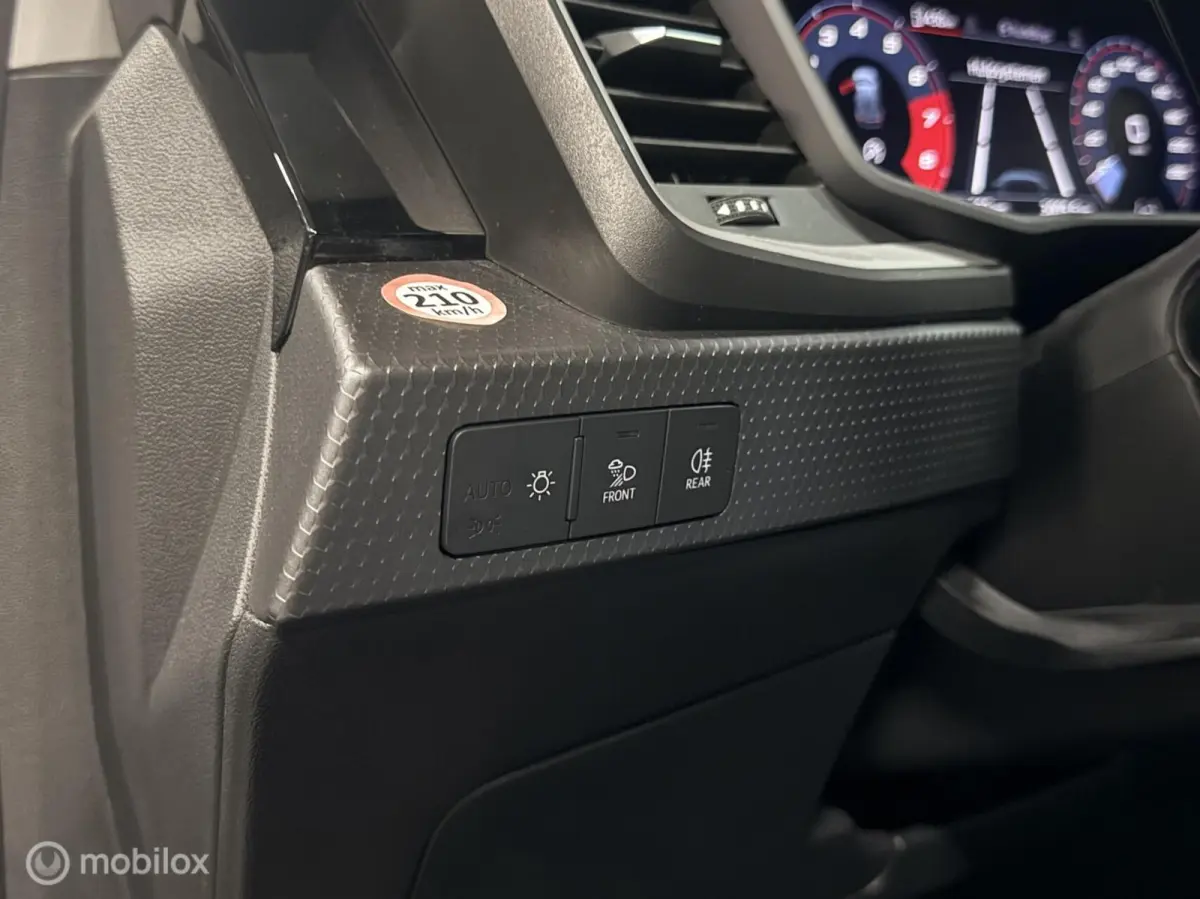 30 TFSI S edition carplay/stoelverwarming