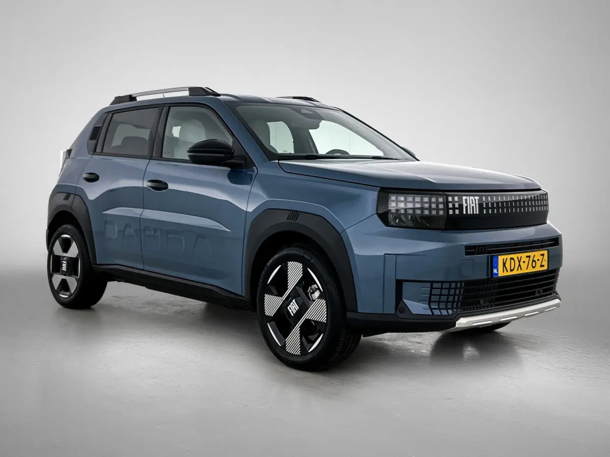 113pk La Prima 11 kW 44 kWh Automaat | Stoel-/Stuurverwarming | Camera | Stoel-/Stuurverwarming | LED Koplampen | DAB Ontvanger | Climate Control | Cruise Control | 17"LMV | Apple Carplay/An