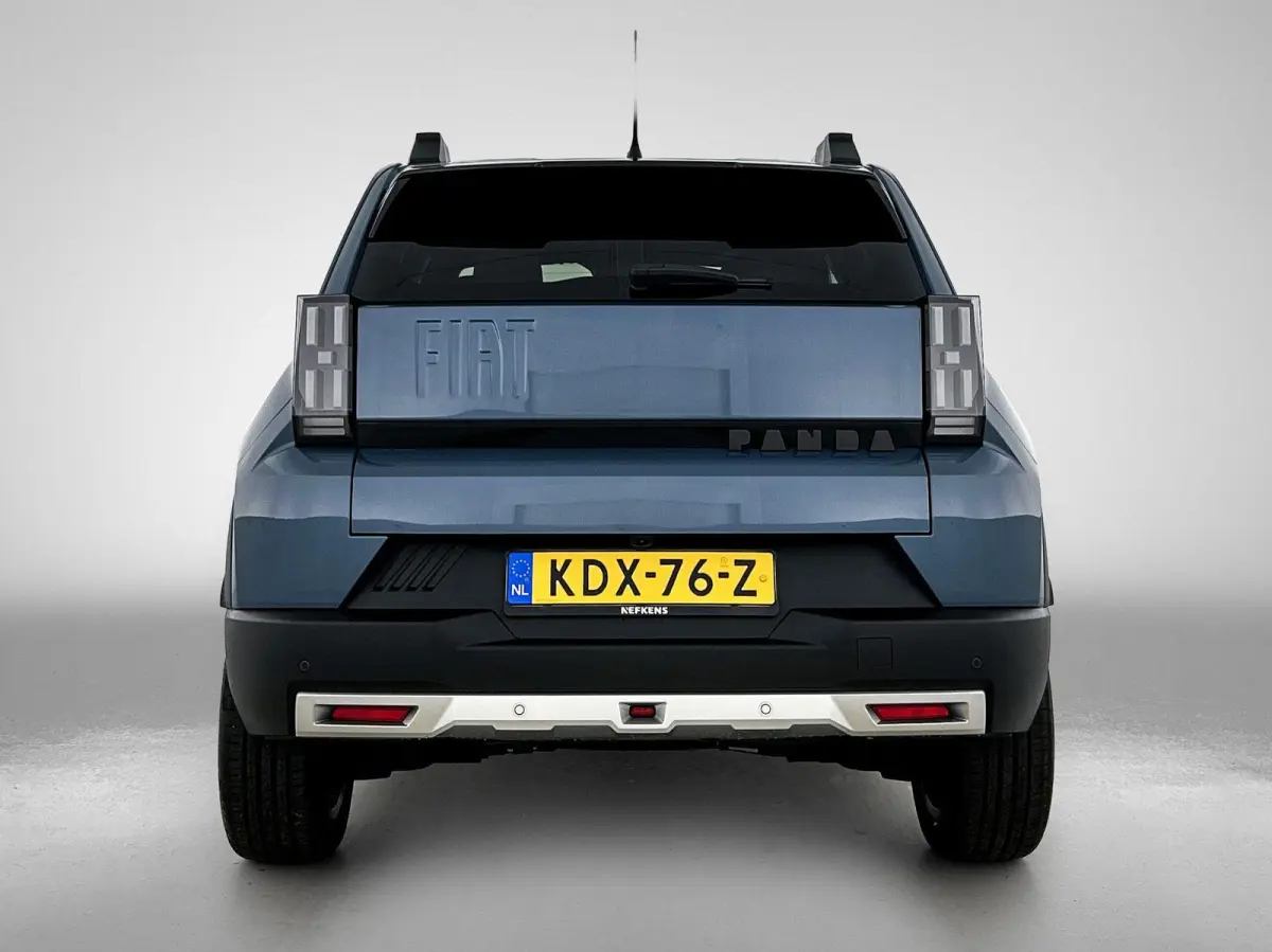 113pk La Prima 11 kW 44 kWh Automaat | Stoel-/Stuurverwarming | Camera | Stoel-/Stuurverwarming | LED Koplampen | DAB Ontvanger | Climate Control | Cruise Control | 17"LMV | Apple Carplay/An