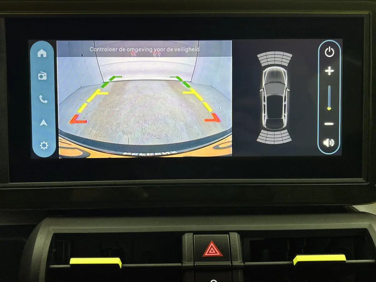 113pk La Prima 11 kW 44 kWh Automaat | Stoel-/Stuurverwarming | Camera | Stoel-/Stuurverwarming | LED Koplampen | DAB Ontvanger | Climate Control | Cruise Control | 17"LMV | Apple Carplay/An