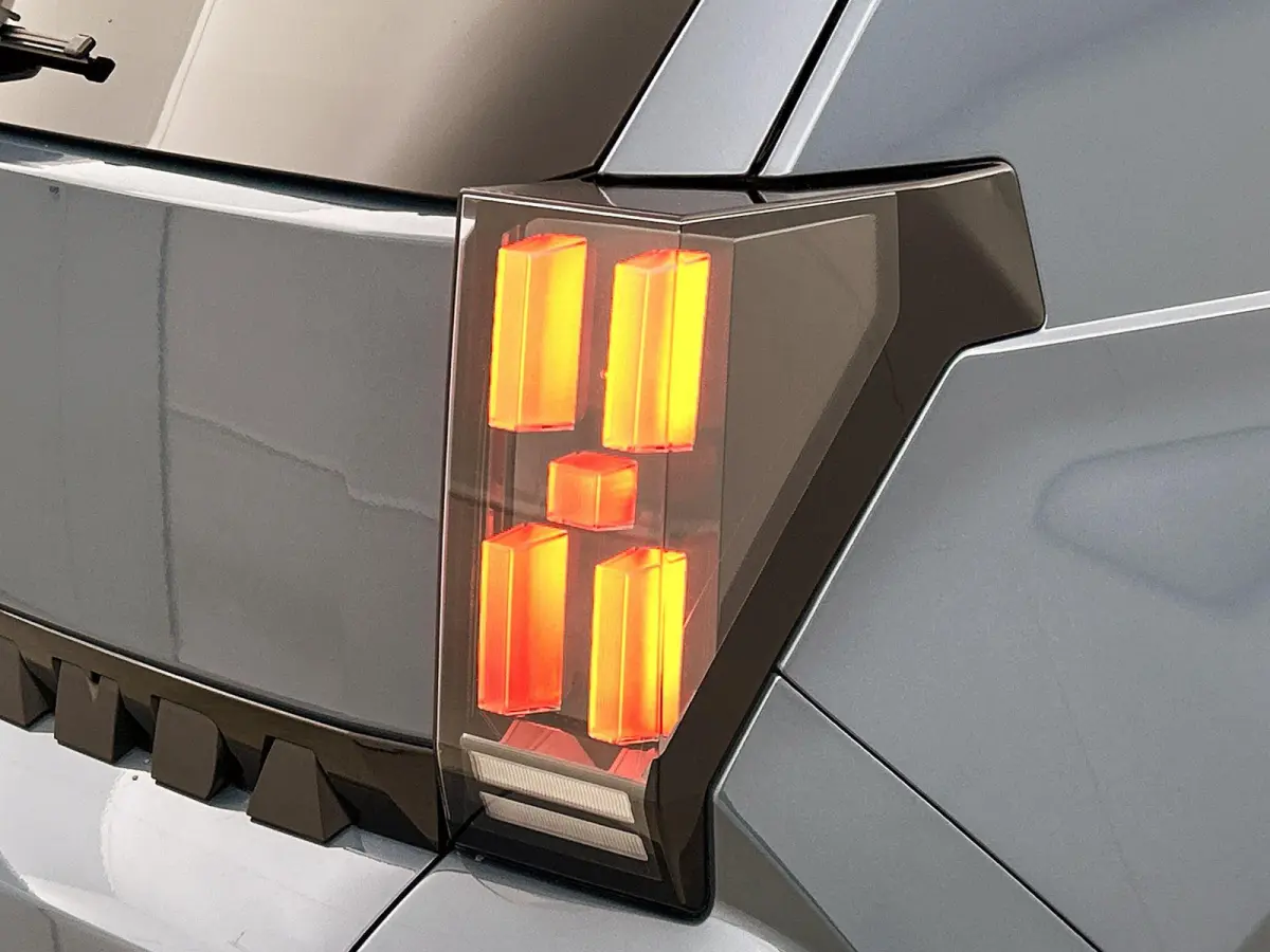113pk La Prima 11 kW 44 kWh Automaat | Stoel-/Stuurverwarming | Camera | Stoel-/Stuurverwarming | LED Koplampen | DAB Ontvanger | Climate Control | Cruise Control | 17"LMV | Apple Carplay/An