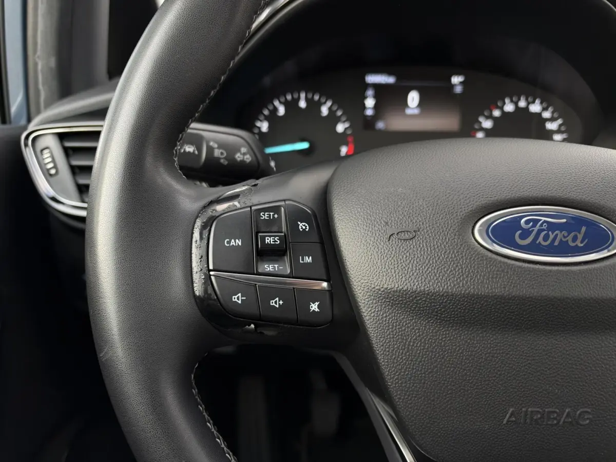 1.0 EcoBoost Titanium | LED | CarPlay | Navigatie | Cruise | Climate | Lichtmetaal | Sensoren