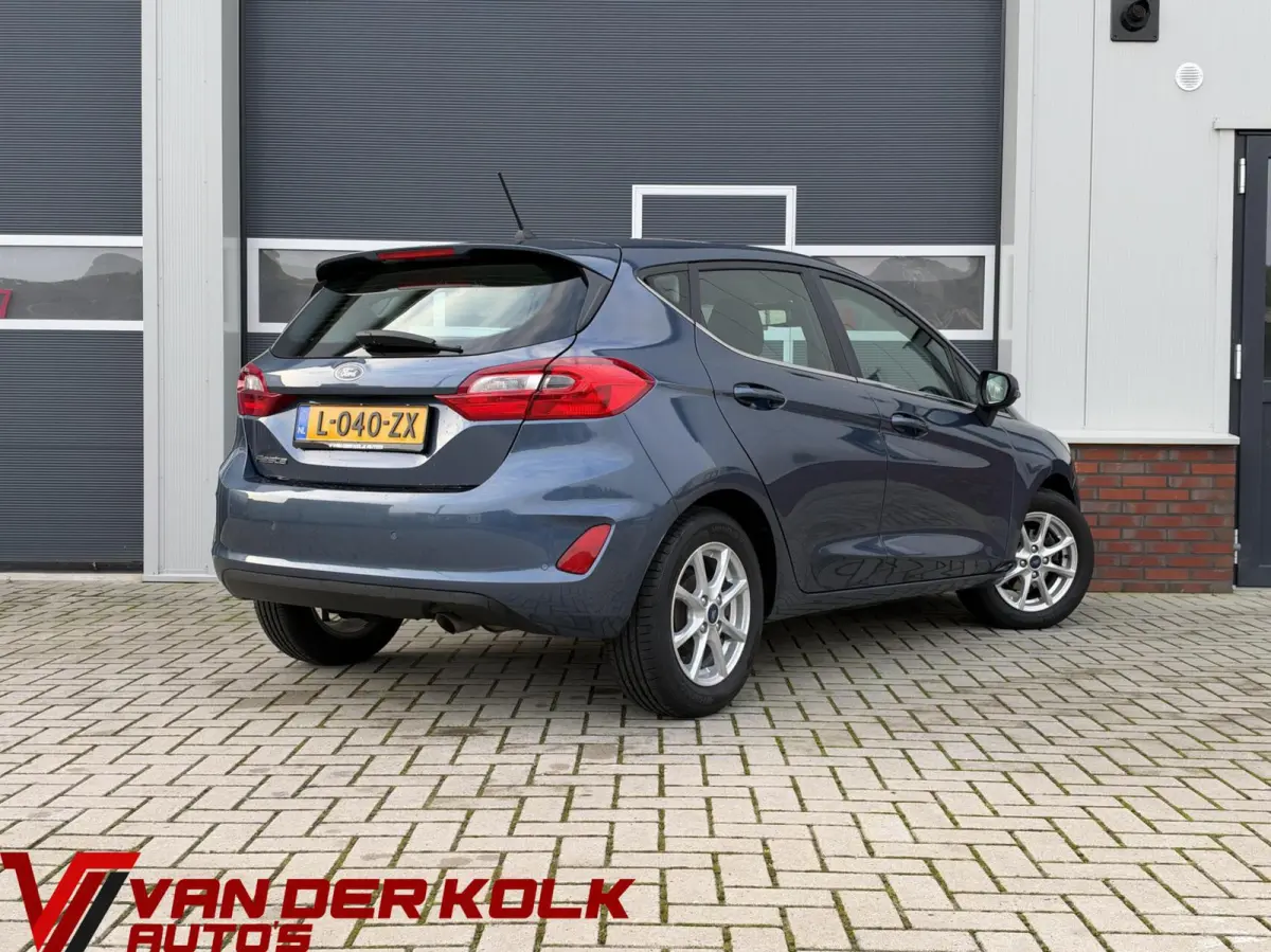 1.0 EcoBoost Titanium | LED | CarPlay | Navigatie | Cruise | Climate | Lichtmetaal | Sensoren