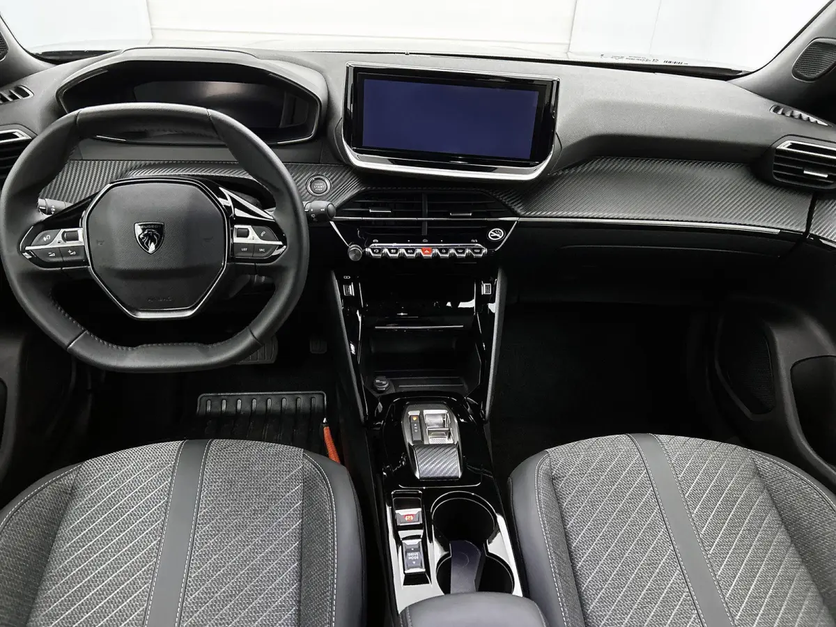1.2 Hybrid 145pk Allure Automaat | Tot 8 Jaar Garantie | Adaptieve Cruise Control | LED | 17"LMV | Climate Control | Camera Voor + Achter | Dodehoekdetectie | Apple Carplay/Android Auto |