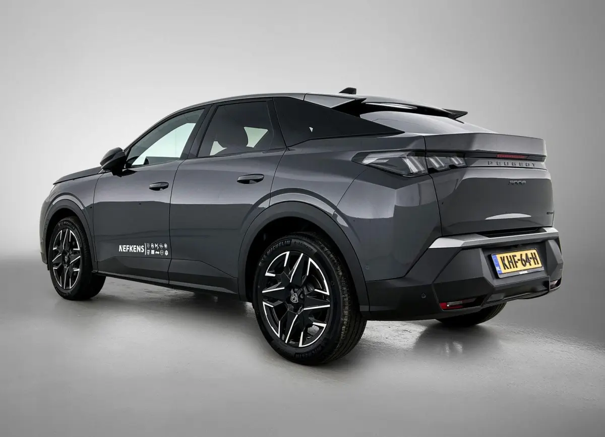 1.2 Hybrid 145pk Allure Automaat | Tot 8 Jaar Garantie | Navigatie | Adaptieve Cruise Control | Stoelverwarming | 360 Camera | LMV | AppleCarPlay/AndroidAuto | Climate Control | Virt.Cockpit