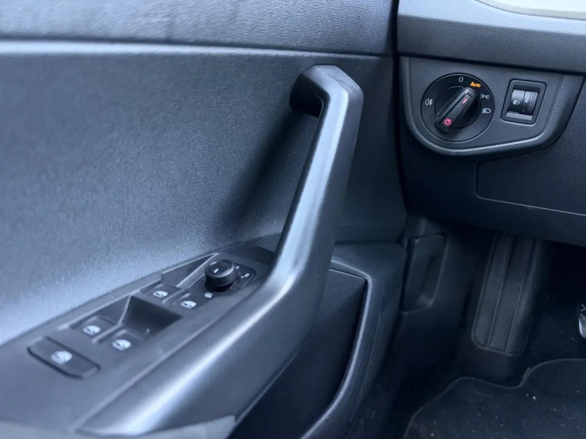 1.0 TGI Comfortline | IQ Drive | Navigatie | Cruise | DAB | Airco