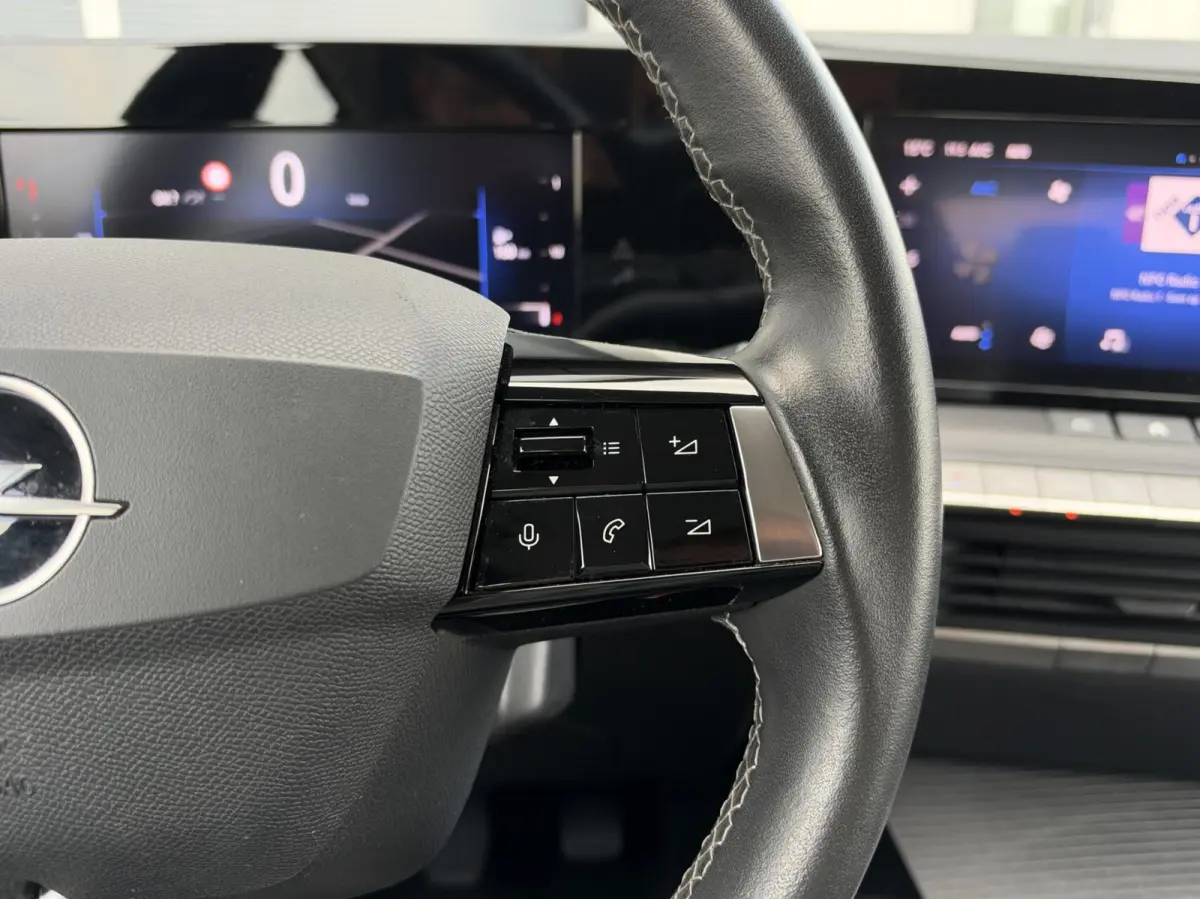 1.2 Edition | LED | CarPlay | Navigatie | Climate | Cruise | DAB | Lichtmetaal | Sensoren