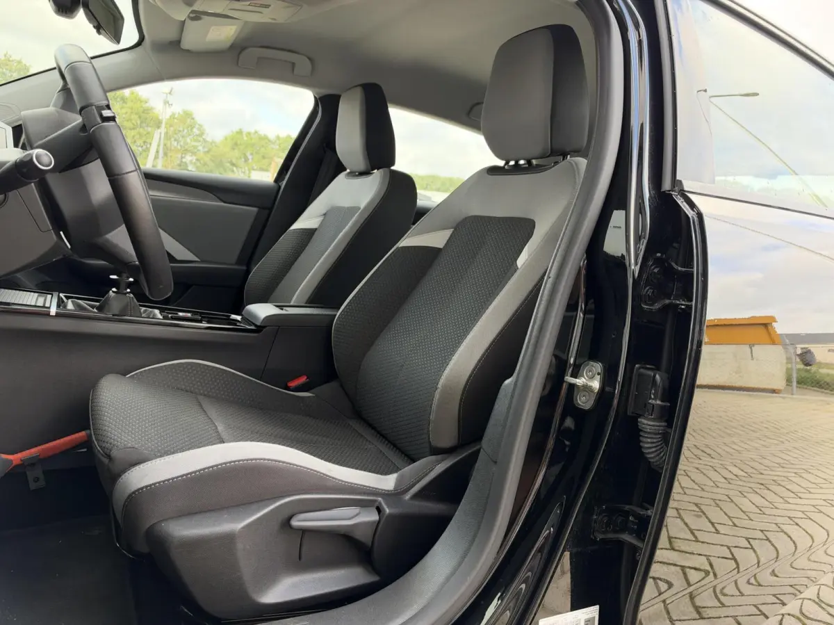 1.2 Edition | LED | CarPlay | Navigatie | Climate | Cruise | DAB | Lichtmetaal | Sensoren