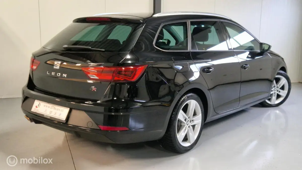 1.5 TSI FR CAMERA BEATS VIRTUAL COCKPIT LANE ASSIST
