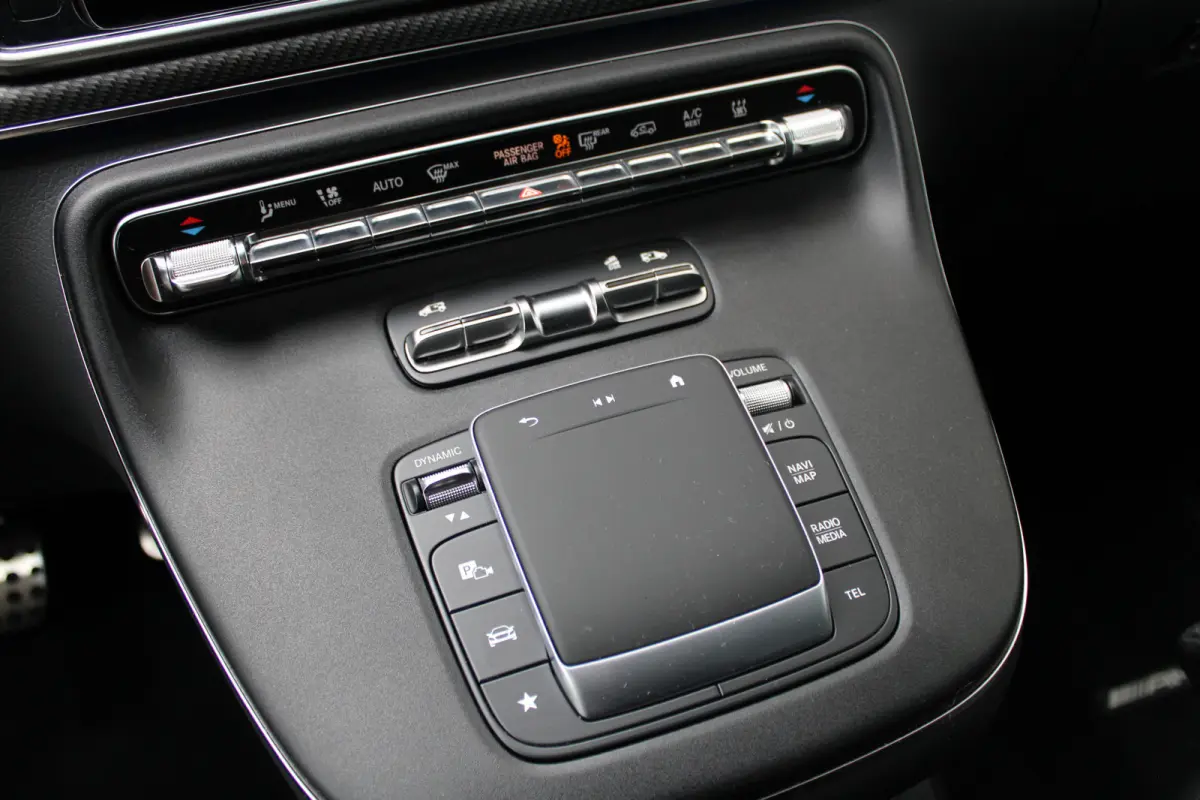 300d / DC / AMG / 4-Matic / bj2026 / Elec Stoelen / Luchtvering / Burmester / Vol Opties / NIEUWSTAAT