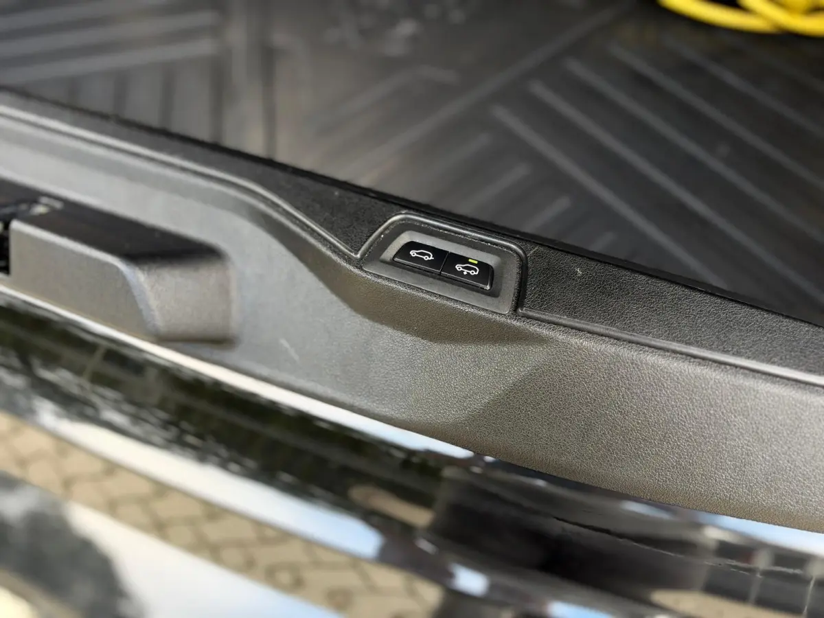 xDrive45e High Executive | BMW Laser LED | Harman/Kardon | Panorama | 360 Camera | Leder | CarPlay