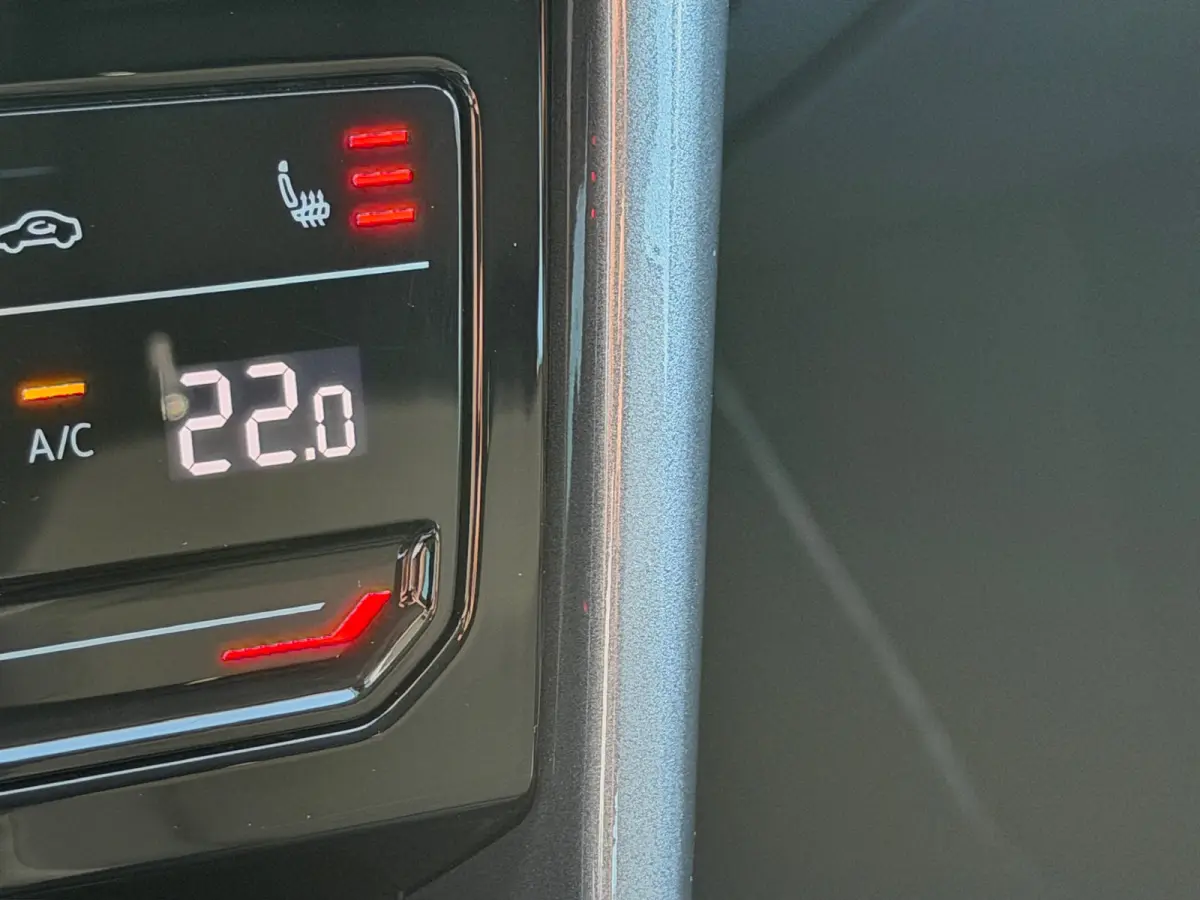 1.5 TSI 150pk DSG Style | Trekhaak | Camera | Navi | 4-season | Elek. Achterklep | Dode hoek | Rijklaar incl. garantie