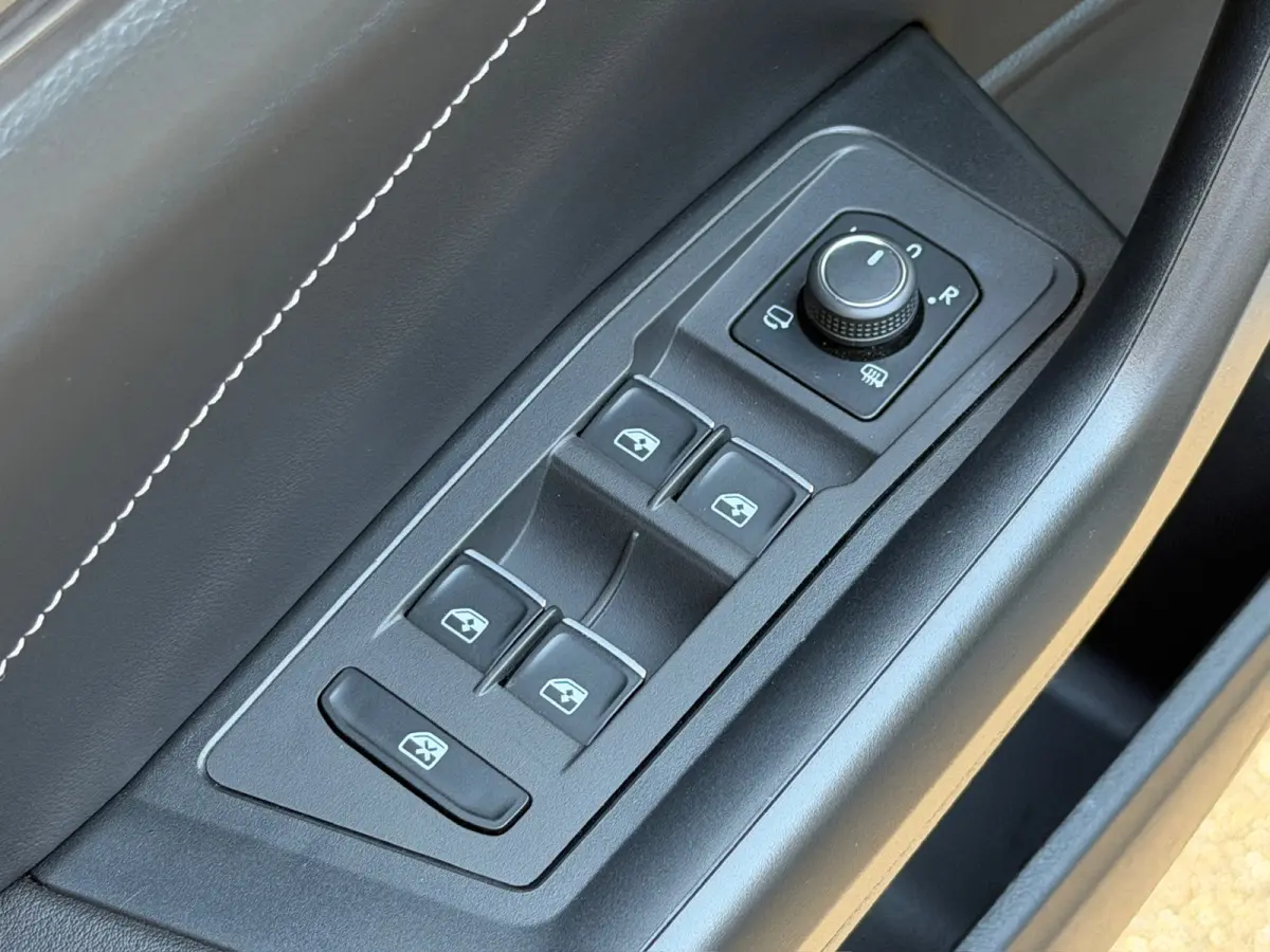 1.5 TSI 150pk DSG Style | Trekhaak | Camera | Navi | 4-season | Elek. Achterklep | Dode hoek | Rijklaar incl. garantie