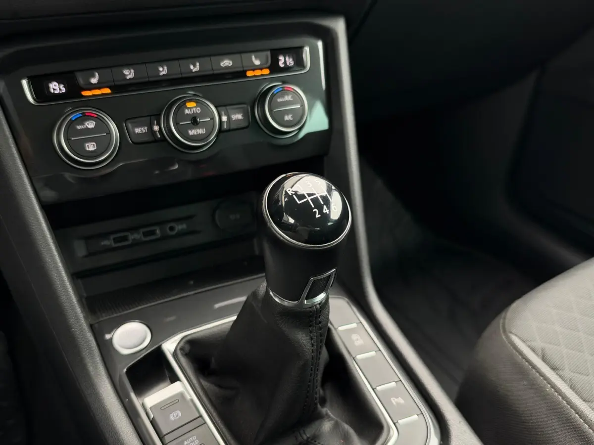 1.5 TSI Life Business | LED | Adaptive Cruise | CarPlay | Navigatie | Climate | Stoelverwarming