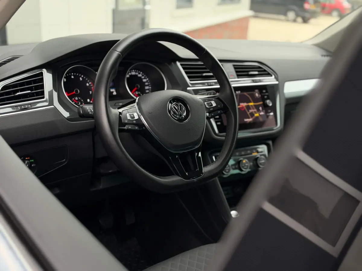 1.5 TSI Life Business | LED | Adaptive Cruise | CarPlay | Navigatie | Climate | Stoelverwarming