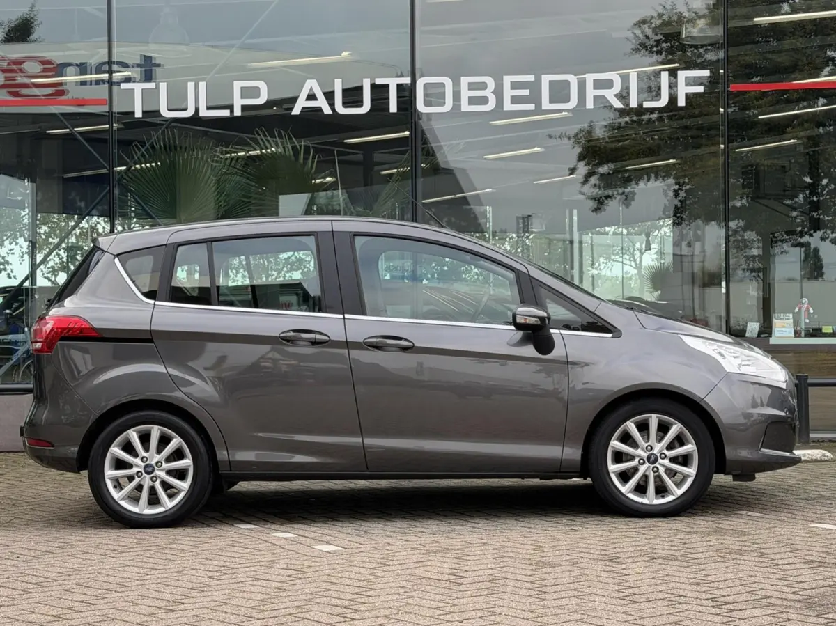 1.0 EcoBoost Titanium 1e eig Navi clima trekhaak