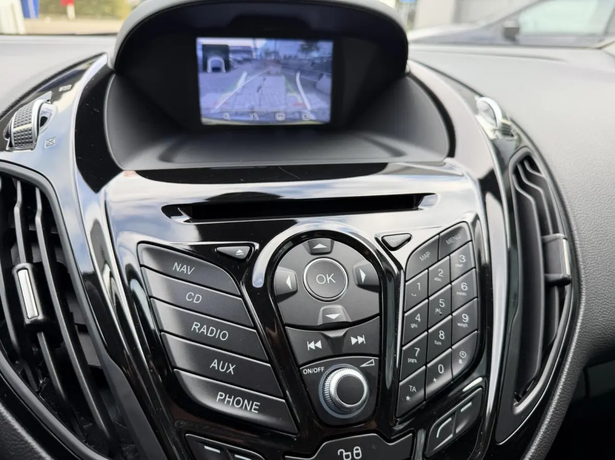 1.0 EcoBoost Titanium 1e eig Navi clima trekhaak