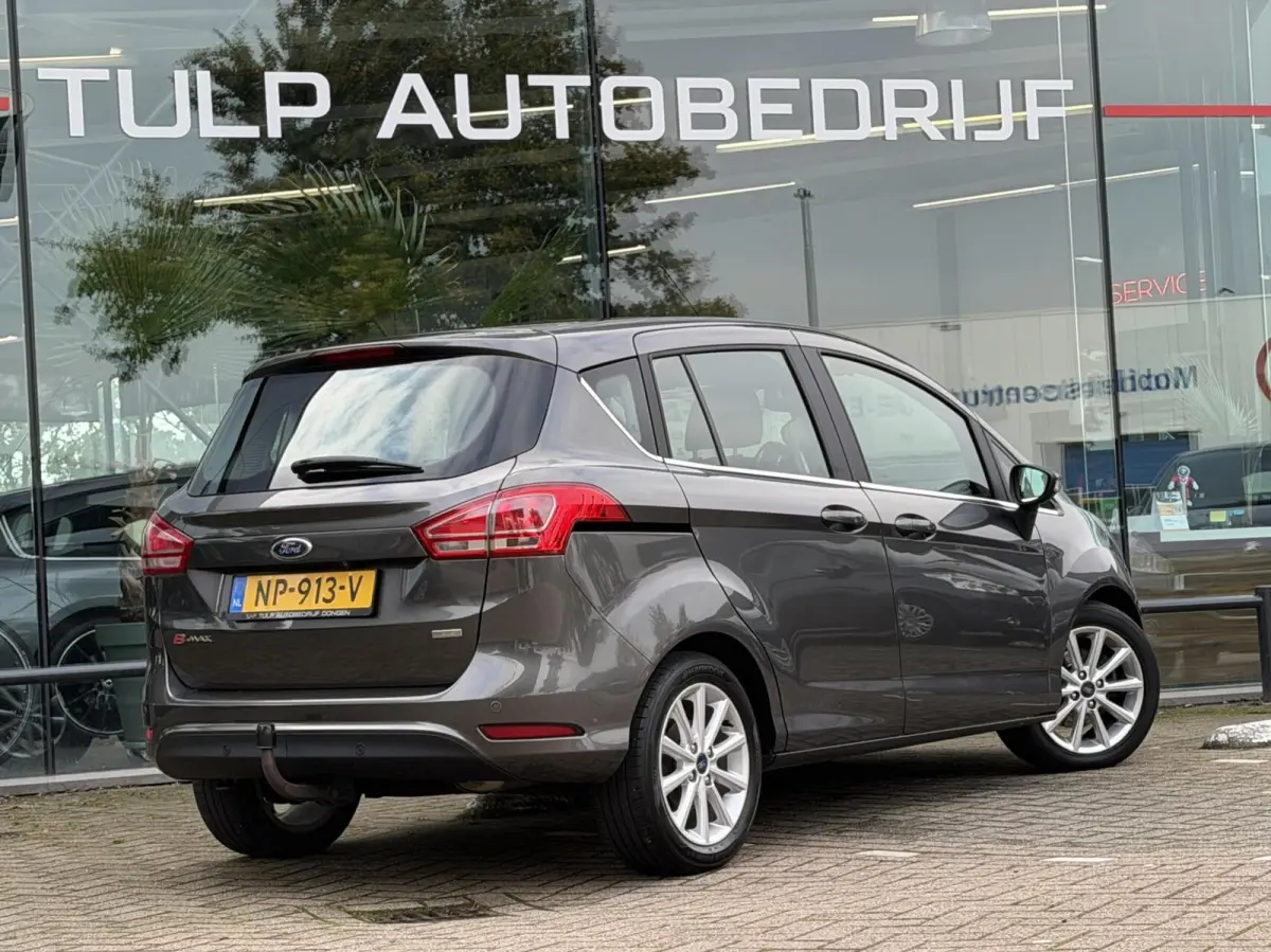1.0 EcoBoost Titanium 1e eig Navi clima trekhaak