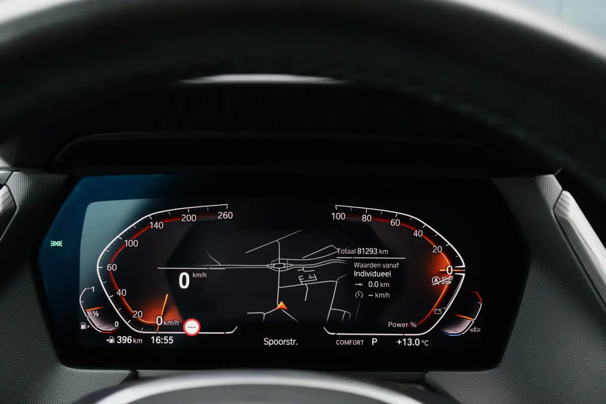 218i M-Sport Executive Edition Automaat | Camera | Apple Carplay / Android Auto | 18 Inch | HiFi Audio