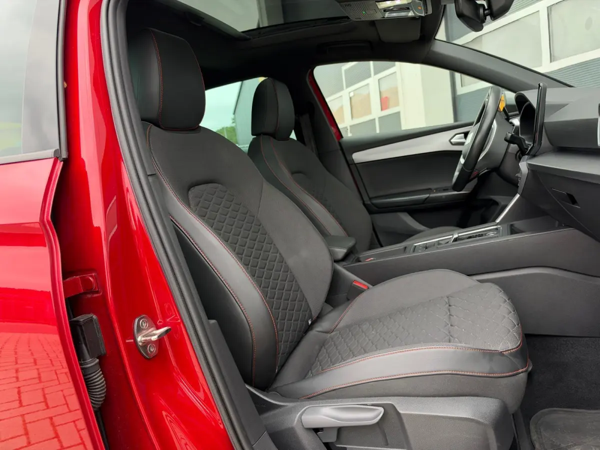 1.5 eTSI FR Automaat | Panorama | Virtual Cockpit | Camera | CarPlay | Climate | Adaptive Cruise | Navigatie | Stoelverwarming | Trekhaak