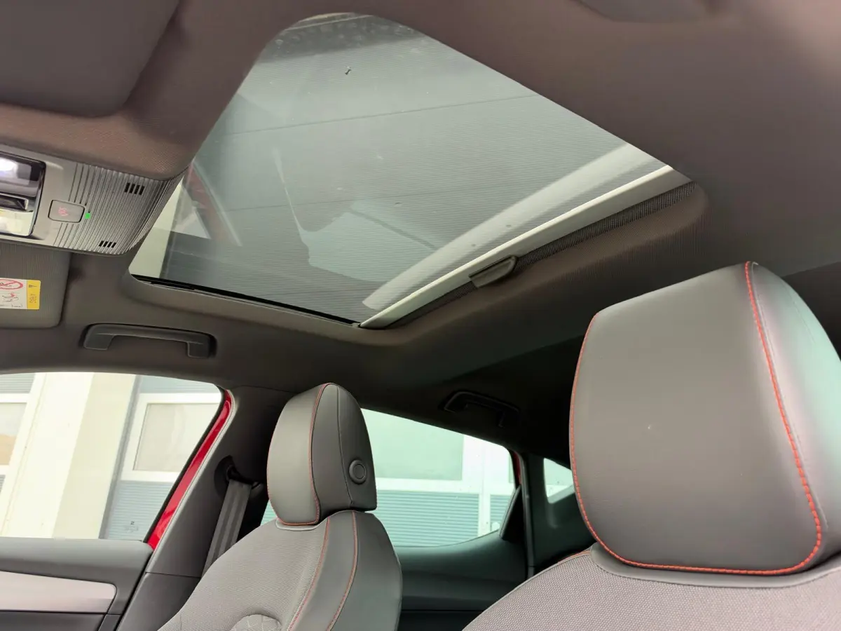 1.5 eTSI FR Automaat | Panorama | Virtual Cockpit | Camera | CarPlay | Climate | Adaptive Cruise | Navigatie | Stoelverwarming | Trekhaak