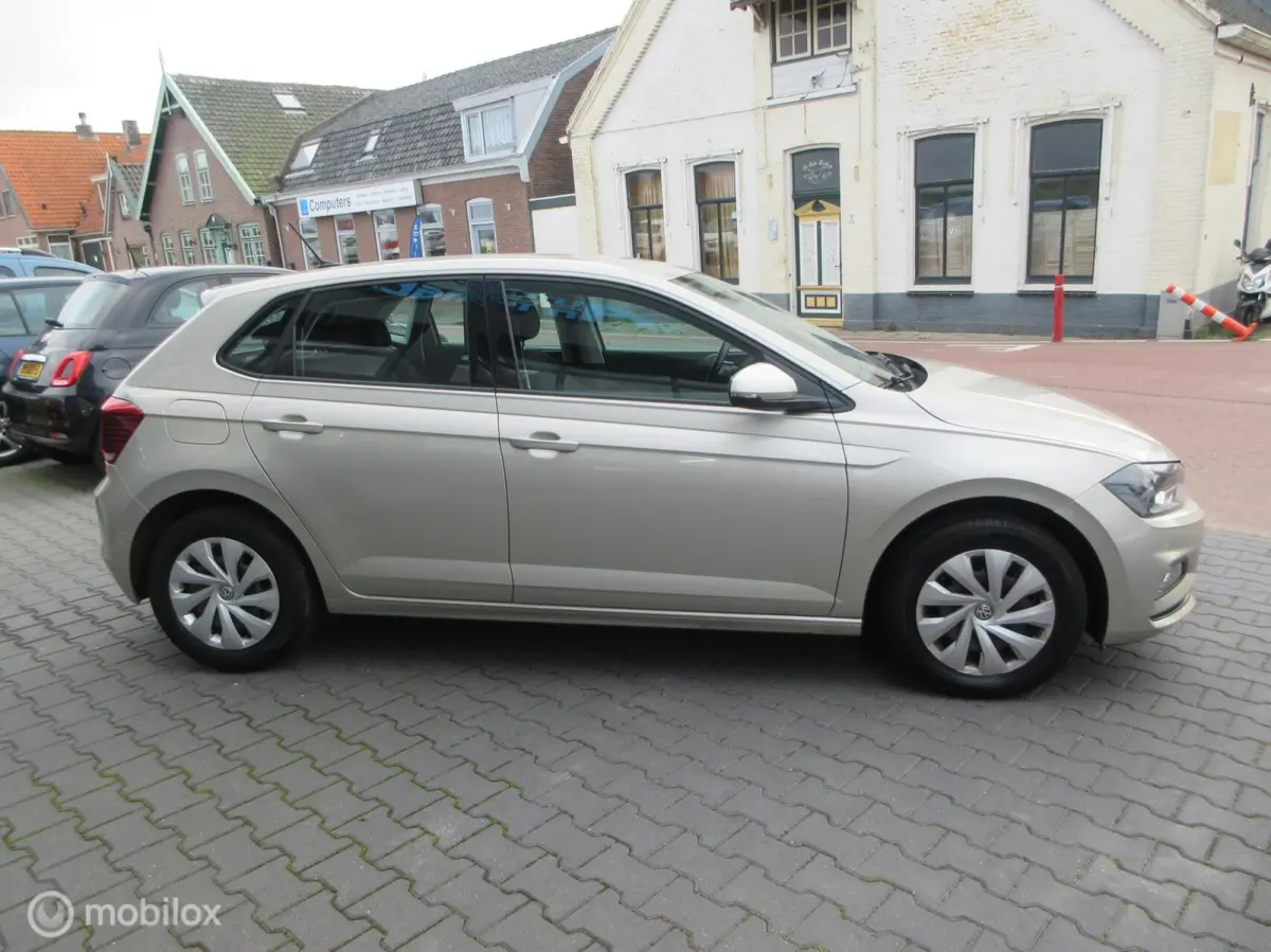 1.0 TSI Comfortline 5drs 130dkm Airco Cruise Carplay