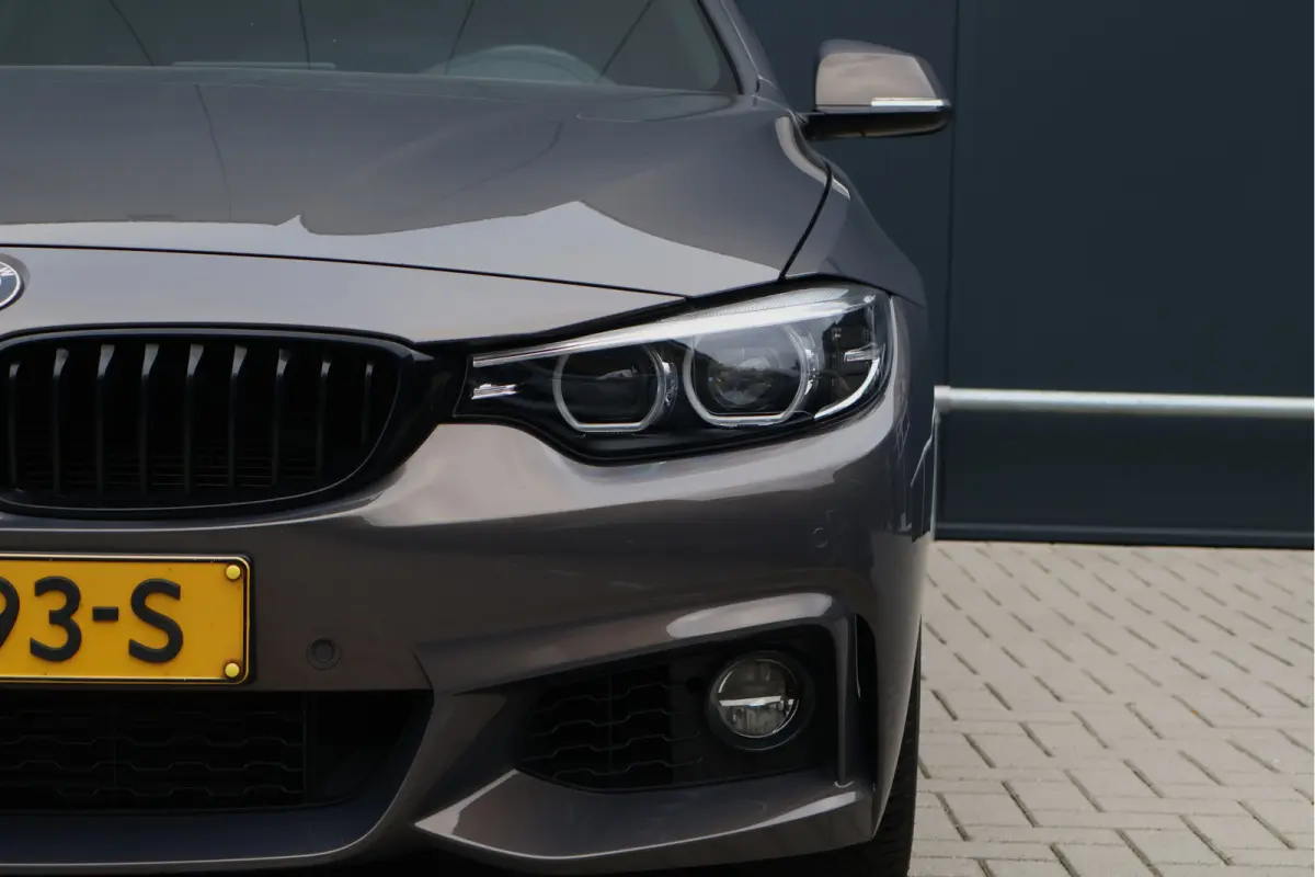 418i M-Sport LCI High Executive Automaat | 19 Inch | Digital Cockpit | Stoelverwarming | Leer | HiFi Audio | DAB | Keyless | M-Pakket
