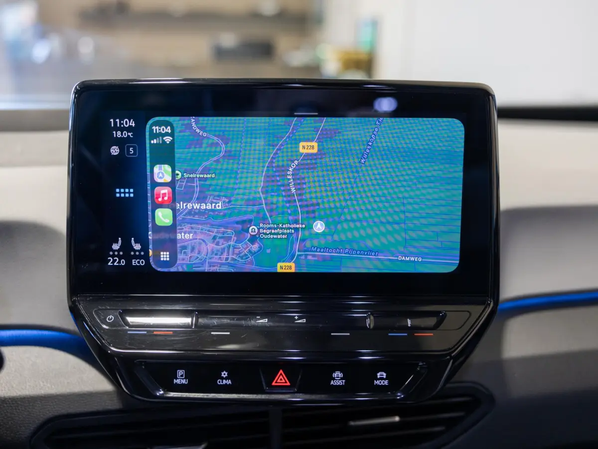 First Max 58 kWh SOH 89% / 204pk / Panorama dak / Head-Up display / Stoel en stuur verwarming /