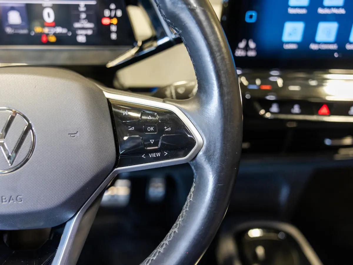 First Max 58 kWh SOH 89% / 204pk / Panorama dak / Head-Up display / Stoel en stuur verwarming /
